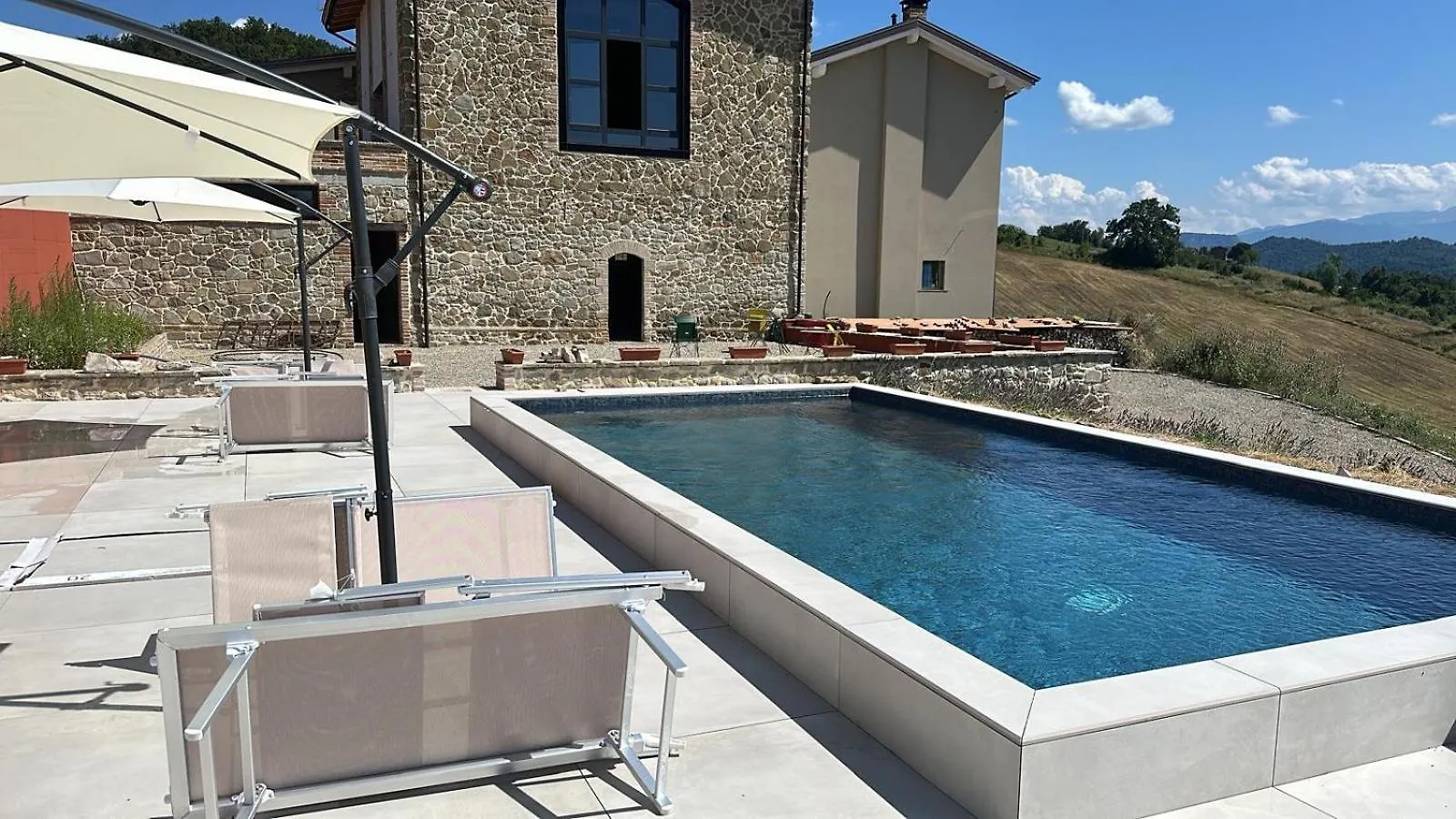 Fuoridicampo Beige Villa Roncovetro 0*,